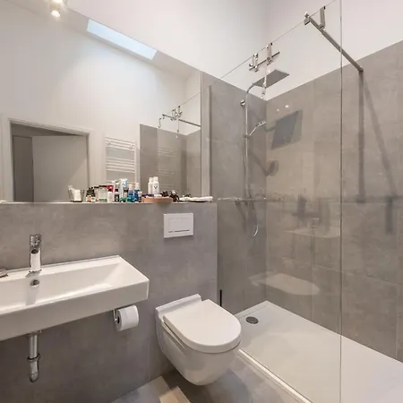 Luxury Duplex Townhouse With Garden/top Location 科隆