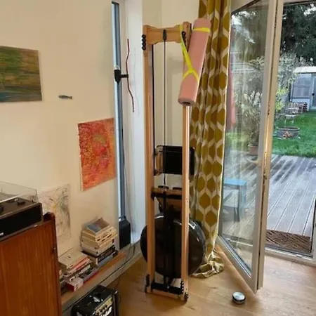 Luxury Duplex Townhouse With Garden/top Location